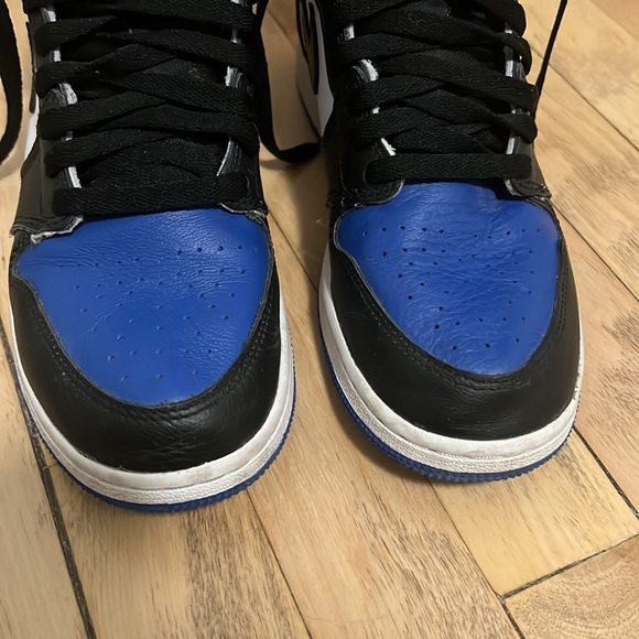 SOLD Mid Jordan 1 royal toe 8W/6.5Y(M) - Picture 2 of 8
